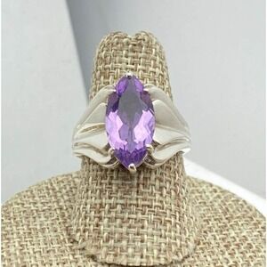Sterling Silver Ladies Amethyst Ring Size 7 Ring
